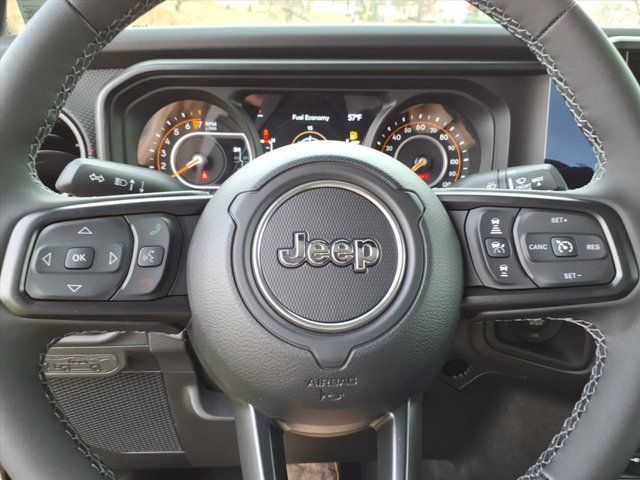 Used 2026 Jeep Gladiator Rubicon AWD/4WD image 18