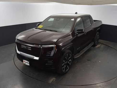 New 2025 GMC Sierra EV Denali image 40