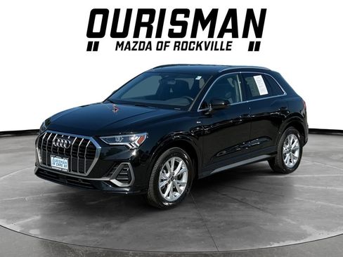 Used 2024 Audi Q3 2.0T Premium AWD/4WD image 2