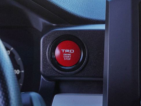 Used 2024 Toyota Tacoma TRD Off-Road image 35