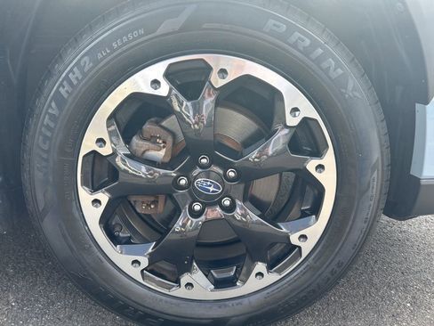 Used 2022 Subaru Crosstrek 2.0i Premium image 9