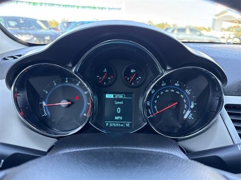 Used 2014 Chevrolet Cruze LT w/ RS Package image 34