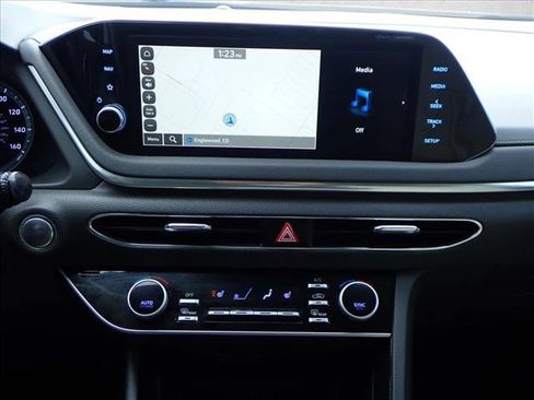 Used 2023 Hyundai Sonata SEL image 15