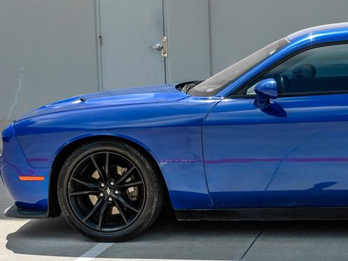 Used 2018 Dodge Challenger SXT Plus RWD image 17