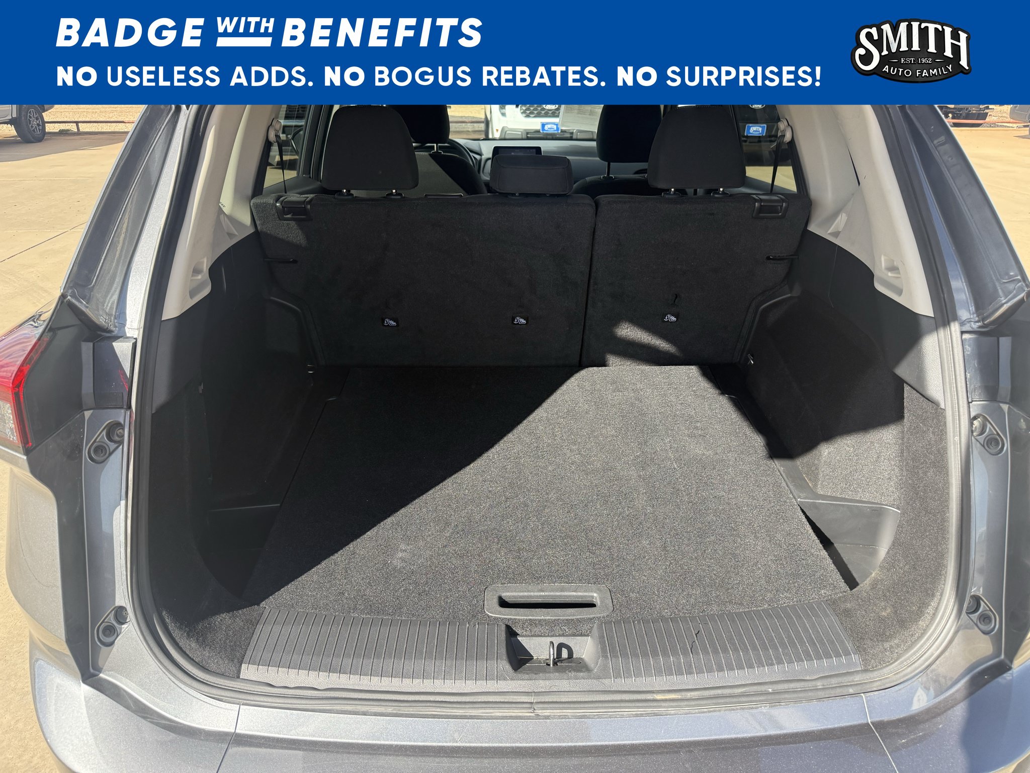 Used 2025 Nissan Rogue SV FWD image 10