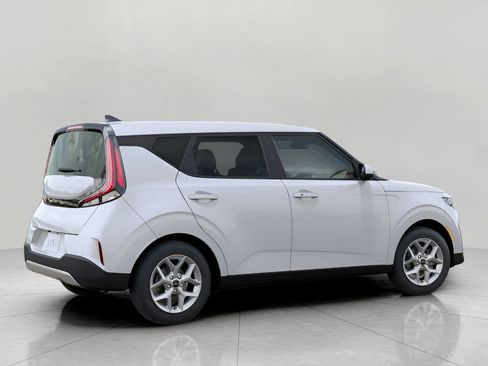 New 2025 Kia Soul LX image 6