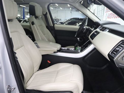 Used 2019 Land Rover Range Rover Sport HSE Dynamic image 38