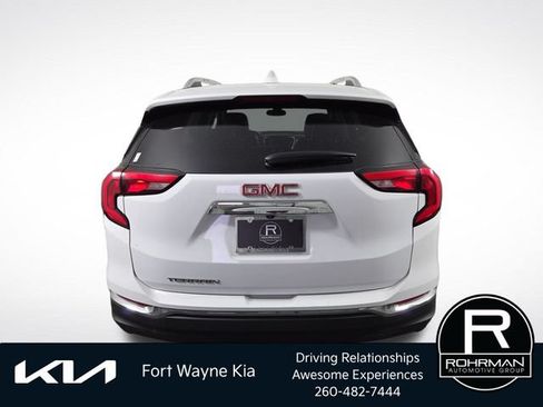 Used 2020 GMC Terrain SLT FWD image 8