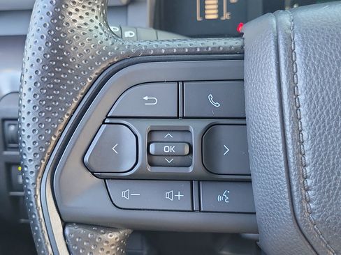 Used 2025 Toyota Tacoma SR5 image 27