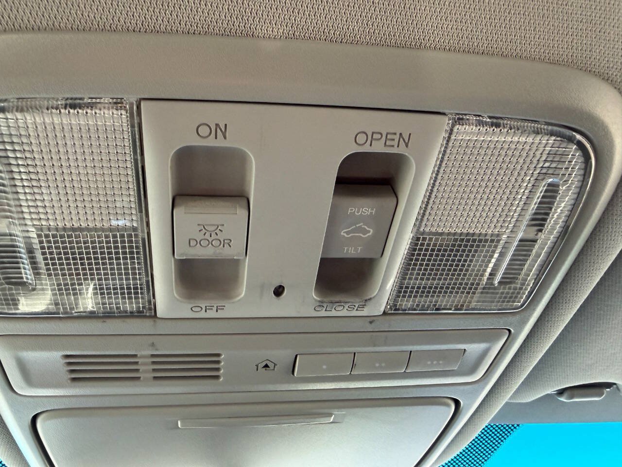 Used 2012 Honda Pilot EX-L image 24