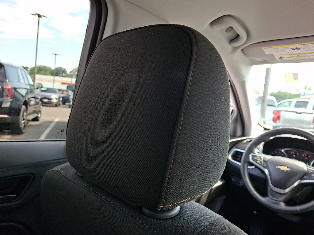 Used 2023 Chevrolet Equinox LT AWD/4WD image 14