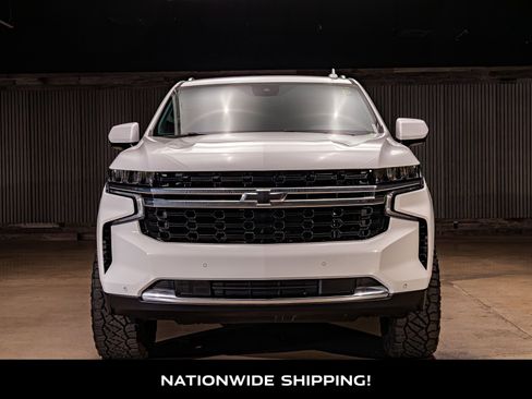 Used 2024 Chevrolet Suburban LS image 4