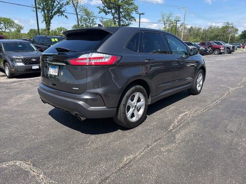 Used 2020 Ford Edge SE FWD image 3