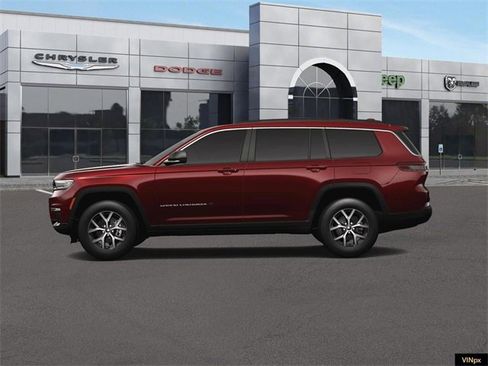 Used 2023 Jeep Grand Cherokee L Limited image 3