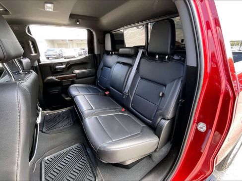 Used 2021 GMC Sierra 1500 SLT RWD image 16