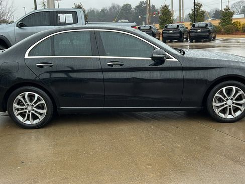 Used 2016 Mercedes-Benz C 300 4MATIC Sedan image 7