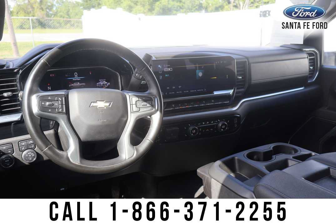 Used 2025 Chevrolet Silverado 2500 LT w/ Safety Package AWD/4WD image 25