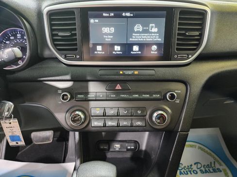 Used 2020 Kia Sportage LX image 13