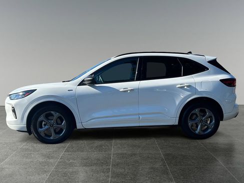 Used 2023 Ford Escape ST-Line w/ Tech Pack #1 image 4