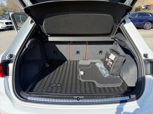 Certified 2025 Audi Q3 2.0T Premium Plus w/ Premium Plus Package image 15