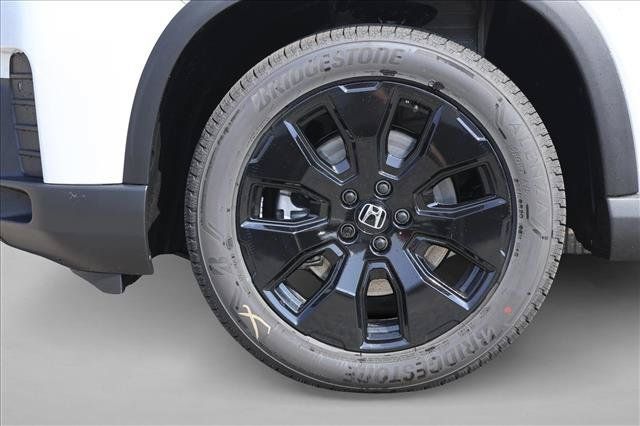 New 2026 Honda Pilot Black Edition image 9
