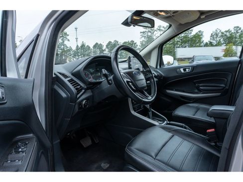 Used 2021 Ford EcoSport Titanium image 10