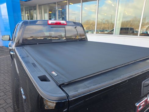 Used 2018 GMC Canyon SLT w/ Driver Alert Package image 36