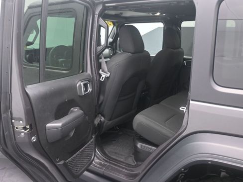 Used 2023 Jeep Wrangler Unlimited w/ Cold Weather Group AWD/4WD image 11