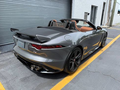 Used 2019 Jaguar F-TYPE SVR AWD/4WD image 17