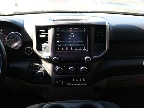 Used 2020 RAM 1500 Big Horn AWD/4WD image 29