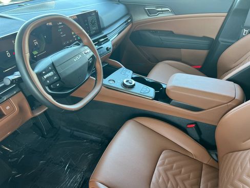 Certified 2026 Kia Sportage X-Line AWD/4WD image 9