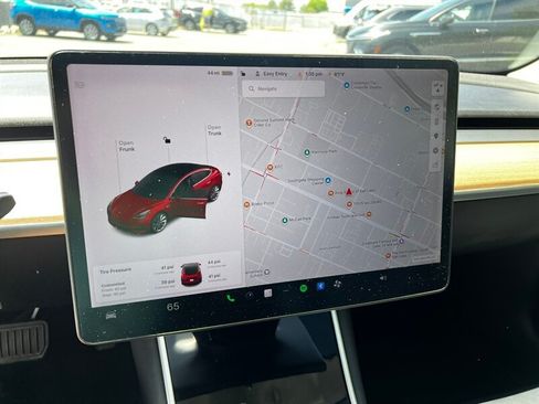 Used 2018 Tesla Model 3 Long Range RWD image 25