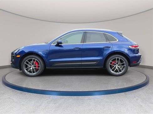 Used 2024 Porsche Macan S image 9