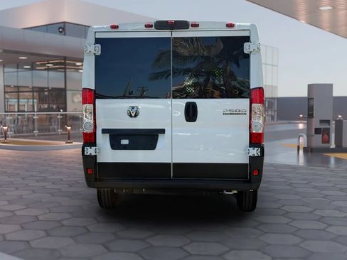 Used 2025 RAM ProMaster 2500 w/ U-Haul Equipment Group FWD image 5