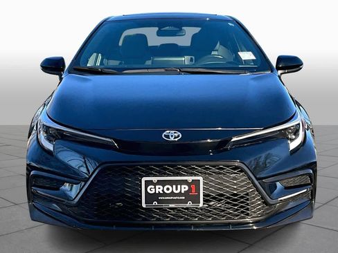 Used 2023 Toyota Corolla SE w/ SE Premium Package image 4