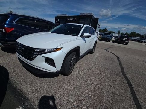 Used 2022 Hyundai Tucson SEL w/ Convenience Package AWD/4WD image 4
