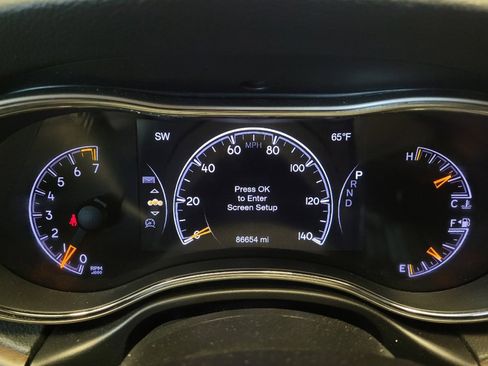 Used 2016 Jeep Grand Cherokee Limited AWD/4WD image 23