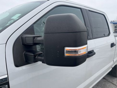 Used 2019 Ford F250 XLT w/ Snow Plow Prep Package image 25