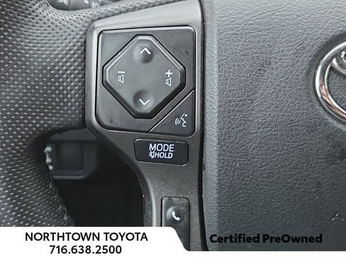 Used 2023 Toyota Tacoma TRD Off-Road image 23