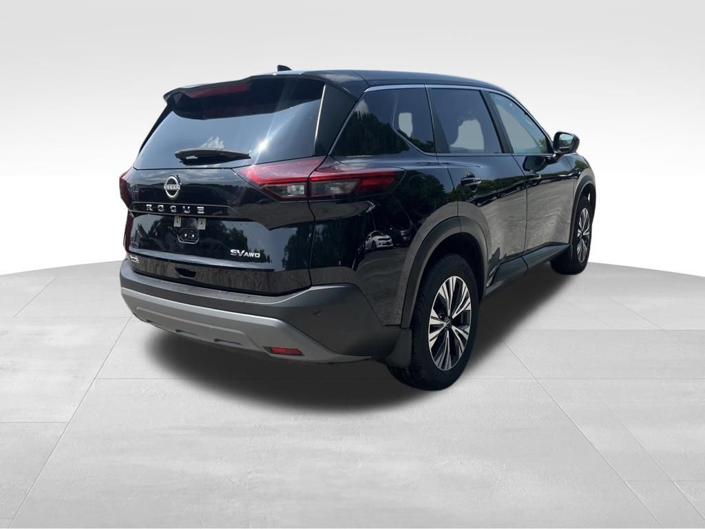 Used 2023 Nissan Rogue SV AWD/4WD image 5