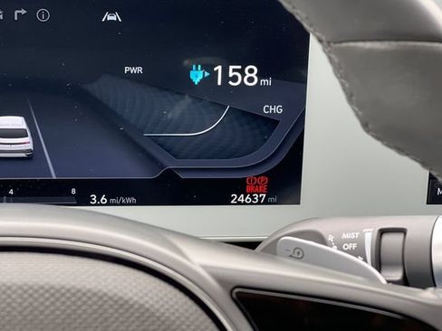Certified 2024 Hyundai Ioniq 5 SE RWD image 33