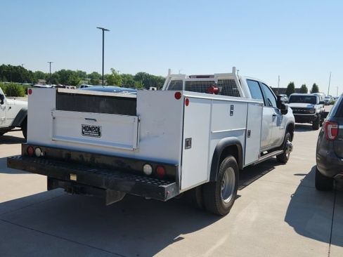 Used 2021 Chevrolet Silverado 3500 W/T w/ WT Convenience Package AWD/4WD image 2