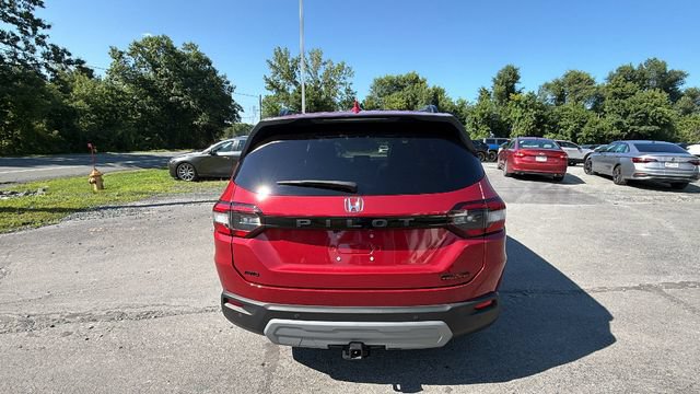 Used 2023 Honda Pilot TrailSport image 6
