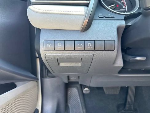 Used 2022 Toyota Camry LE w/ Carpet Mat Package (TMS) FWD image 19