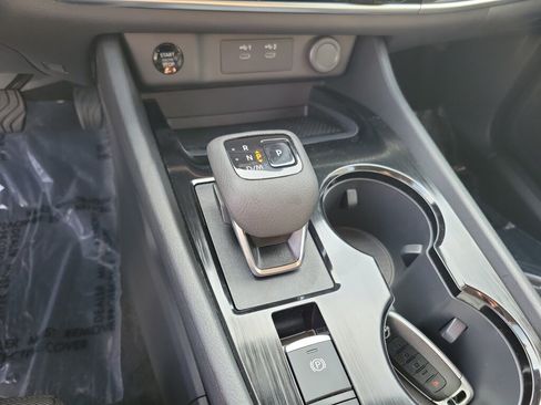 New 2026 Nissan Rogue SV AWD/4WD image 32