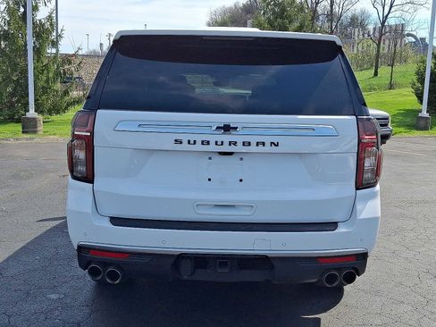 Used 2024 Chevrolet Suburban High Country w/ Advanced Technology Package AWD/4WD image 5