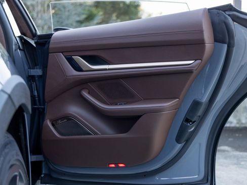 New 2026 Porsche Taycan Turbo AWD/4WD image 45