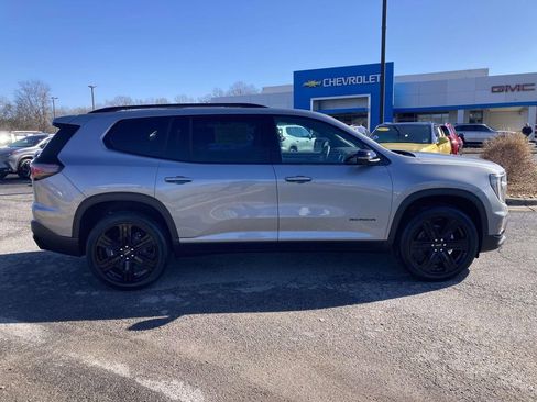 New 2026 GMC Acadia Elevation w/ Black Edition FWD image 2
