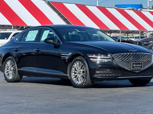 Used 2021 Genesis G80 2.5T RWD image 5
