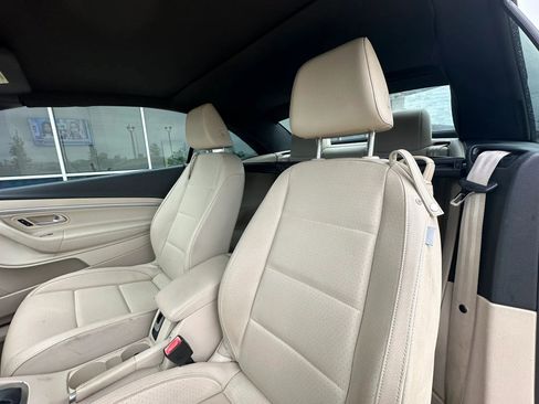 Used 2015 Volkswagen Eos Komfort FWD image 16